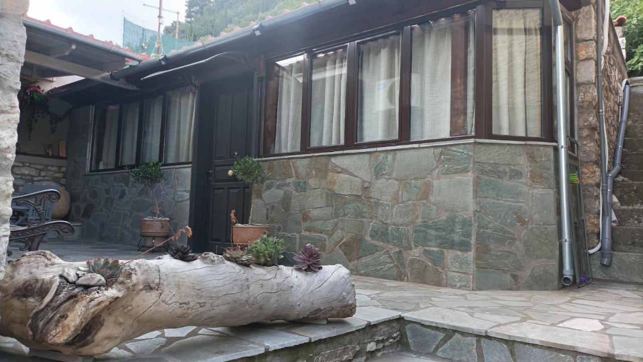 나프팍토스 Αυθεντικό Πετρινο Στην Ναύπακτο 아파트 외부 사진